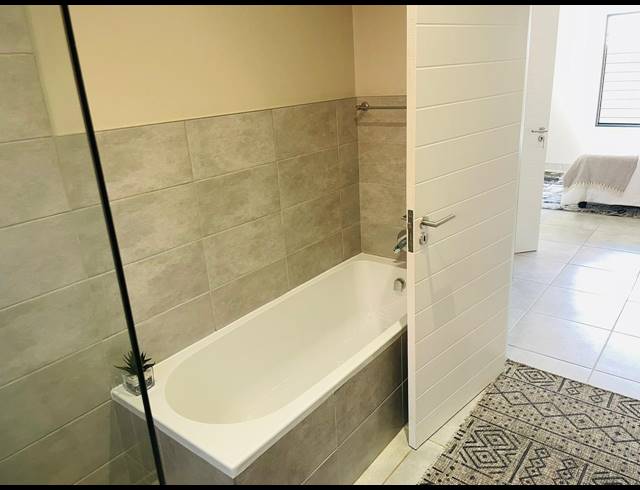 3 BEDROOM SIMPLEX FOR SALE IN OLYMPUS AH